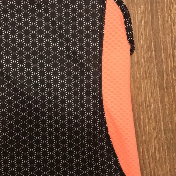 Girls Athletic Outfit - Picture 3 of 6